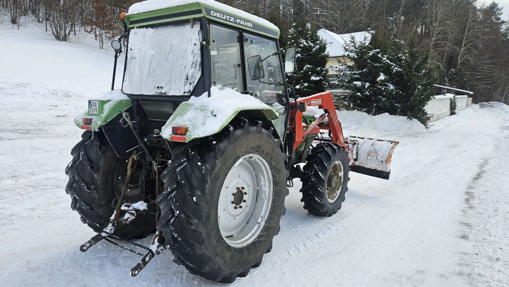 Deutz Fahr DX 3.90 z turem