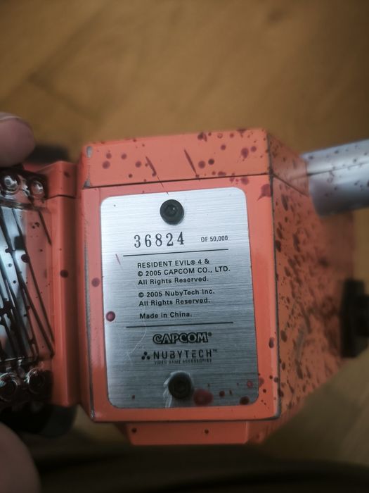 Residente Evil  controller Chainsaw PS2