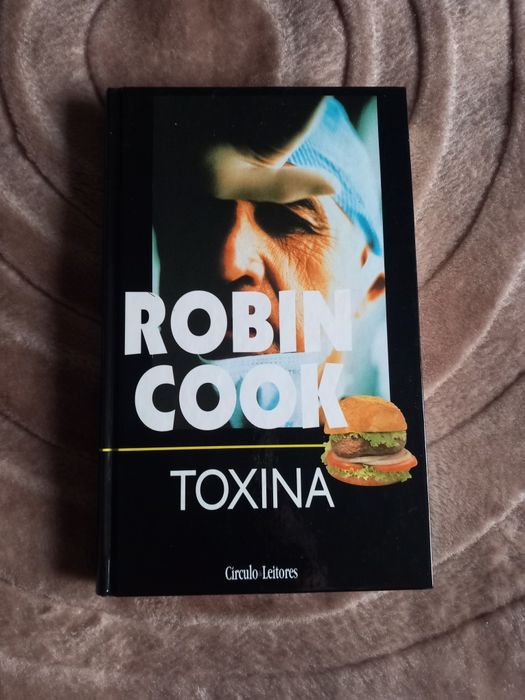 2- Livros Robin Cook Toxina e Cocaína