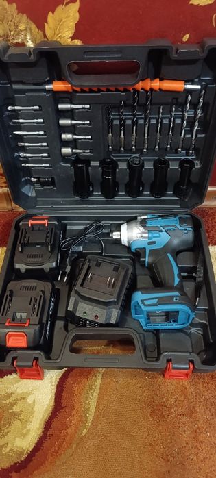 Ударный гайковерт шуруповерт