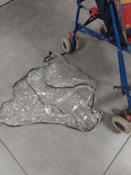 Sprzedam spacerówkę dla dziecka z możliwością spania.