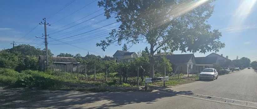 (4) Продам дом под ремонт на участке 7 соток