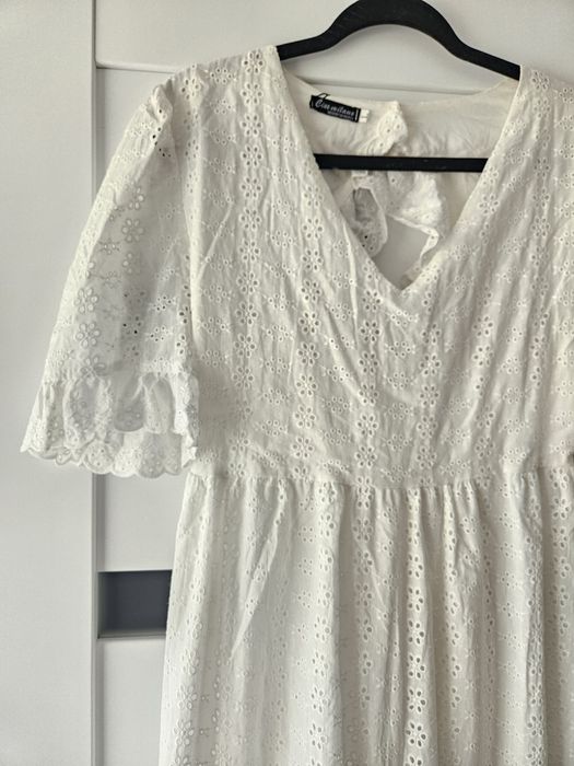 Długa sukienka biała z krótkim rękawem r. 40/ L