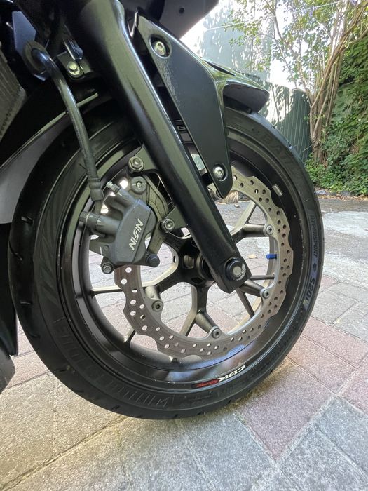 Продам honda Cbr 400r