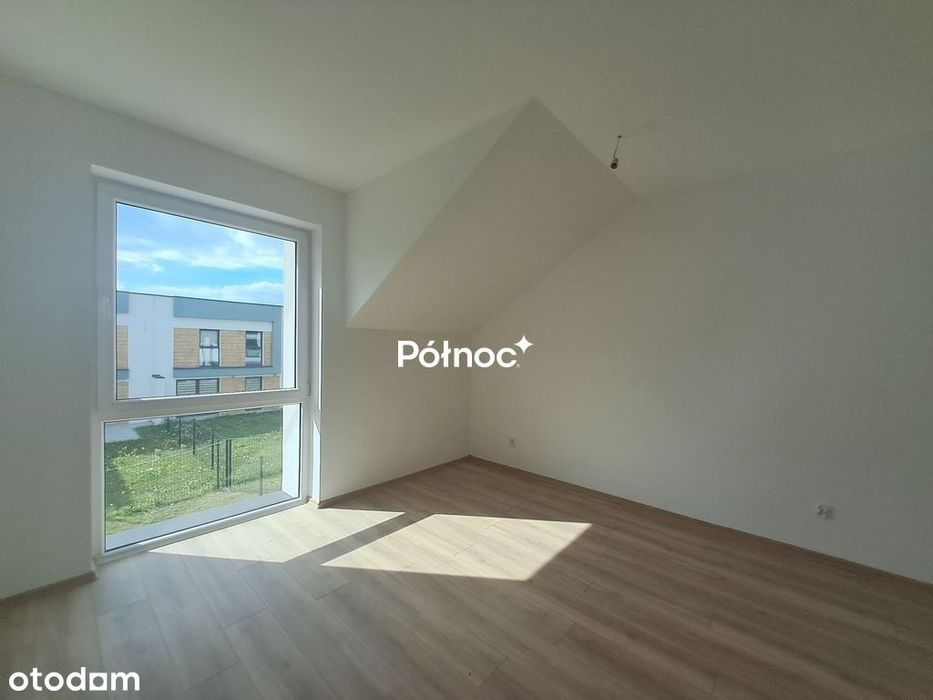 Nowy dom na osiedlu Jarzębinowa