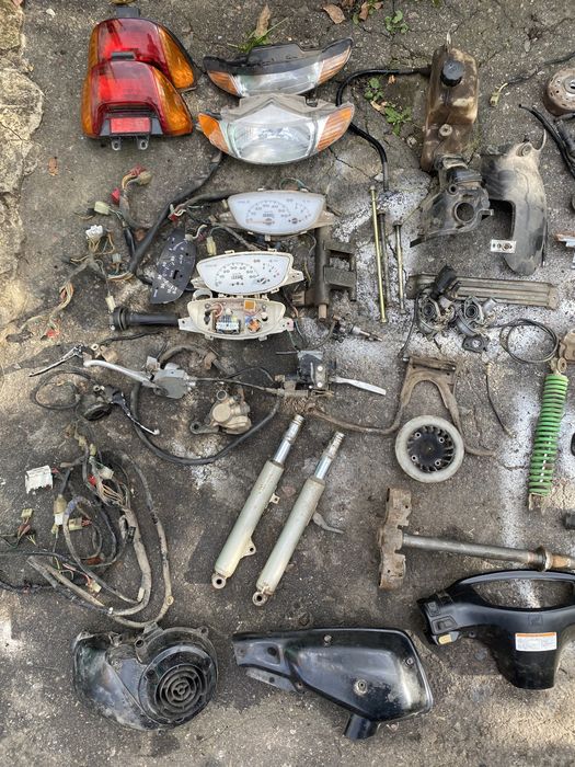 Розборка . Запчасти .Скутер. Honda dio 34/35 /ZX