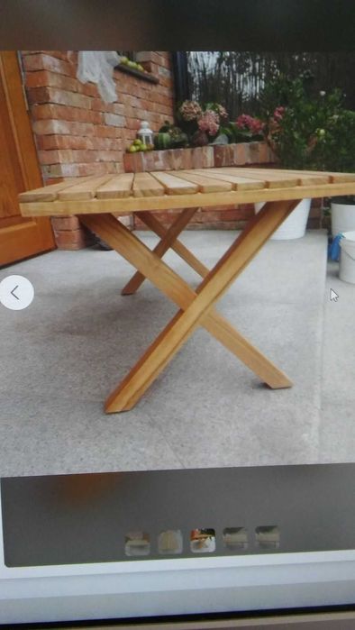 Stolik z drewna TEAK