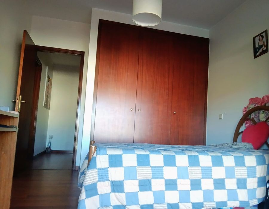 Vende se t2 santa maria de lamas mozelos c suite 2 varandas e lugar de