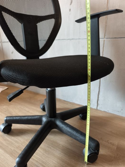 Ergonomiczne krzesło obrotowe dla dziecka