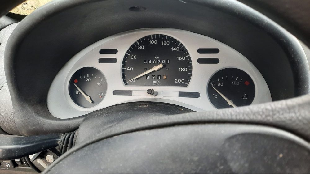 Vende se opel corsa B