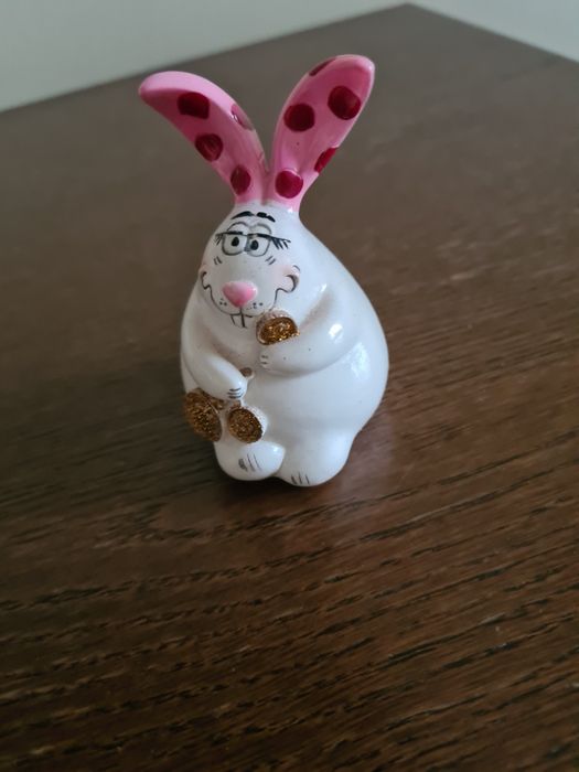 Декоративна фігурка "Зайчик"