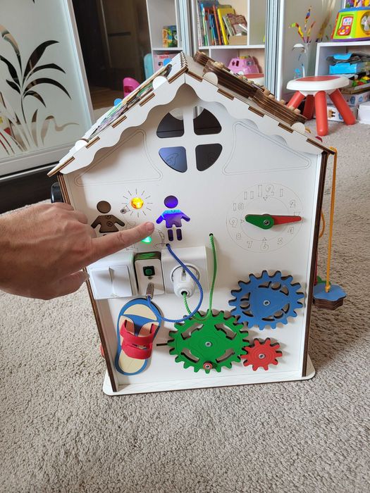 Бізікуб/Бізіборд GoodPlay 35х35х50 великий будинок