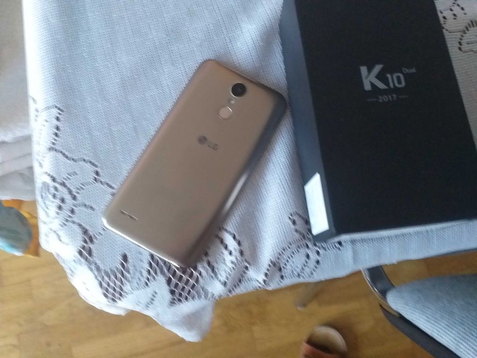LG K10 2017 DUAL SIM kolor złoty  Nowa cena 199zł