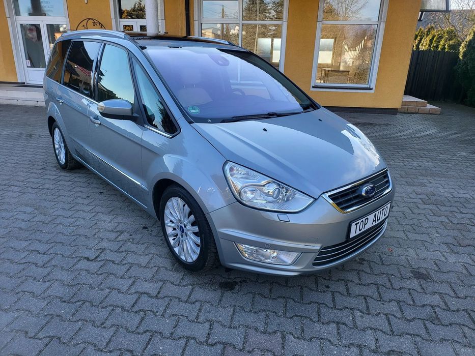 Ford Galaxy Titanium xenon navi panorama skóra bliss webasto ACC kamera TOP STAN