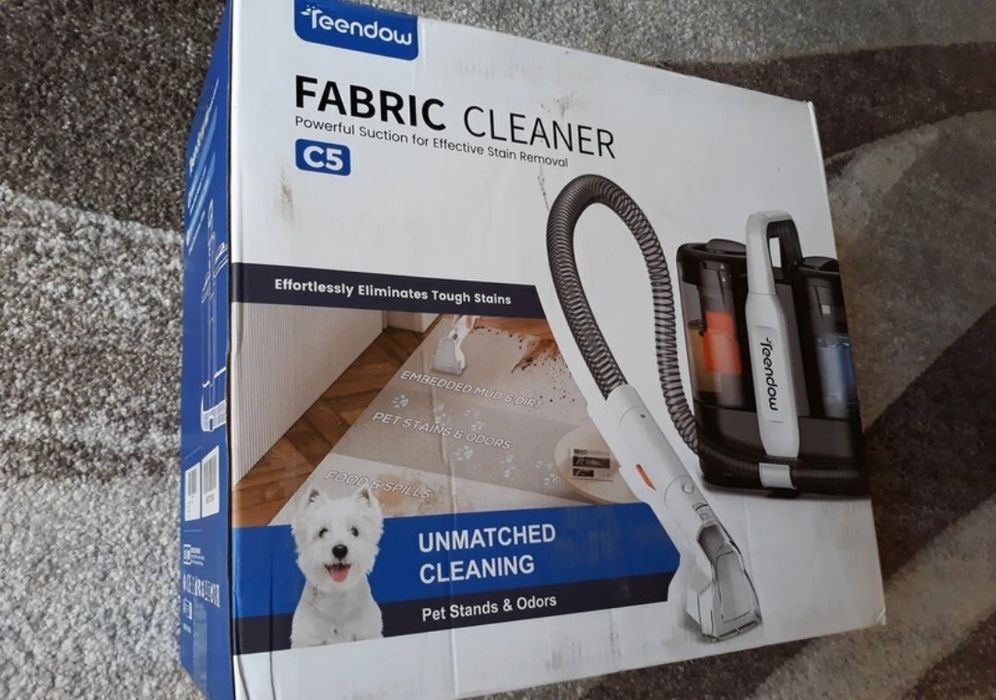 Aspirador de carpetes portátil 

Equipado com um potente motor de 500W