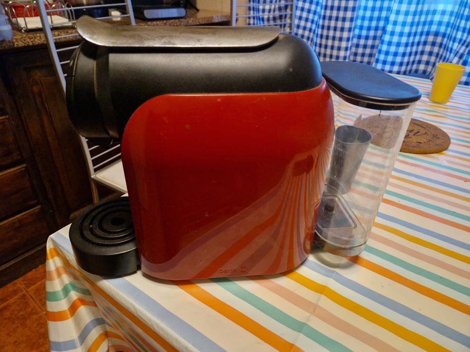 Maquina de cafe delta Q