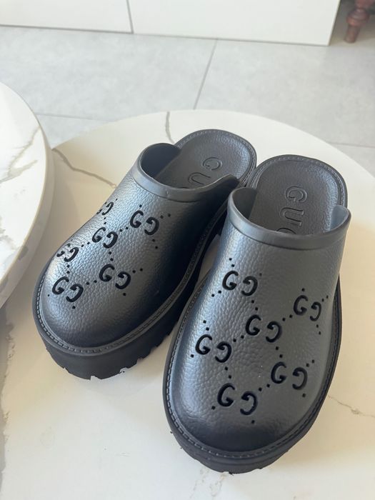 Klapki Gucci nowe czarne 37 guma