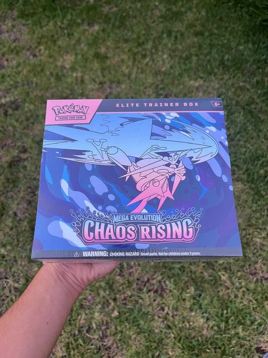 Pokemon Chaos RIsing Elite Trainer Box