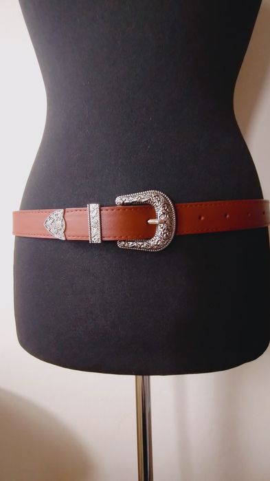 Pasek damski nowy, ozdobna klamra,western