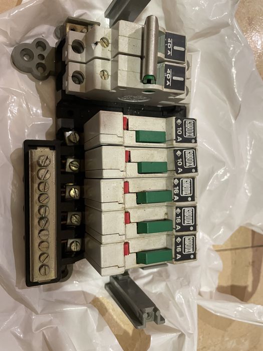 40A Circuit Breaker64752049881987120