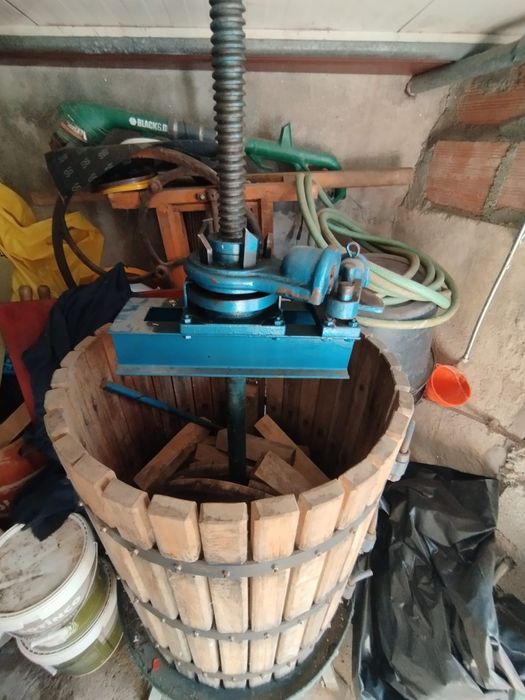 Prensa de Vinho completa