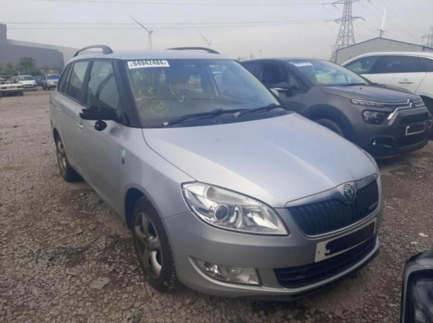 Шкода Фабія Skoda Roomster Разборка Шрот