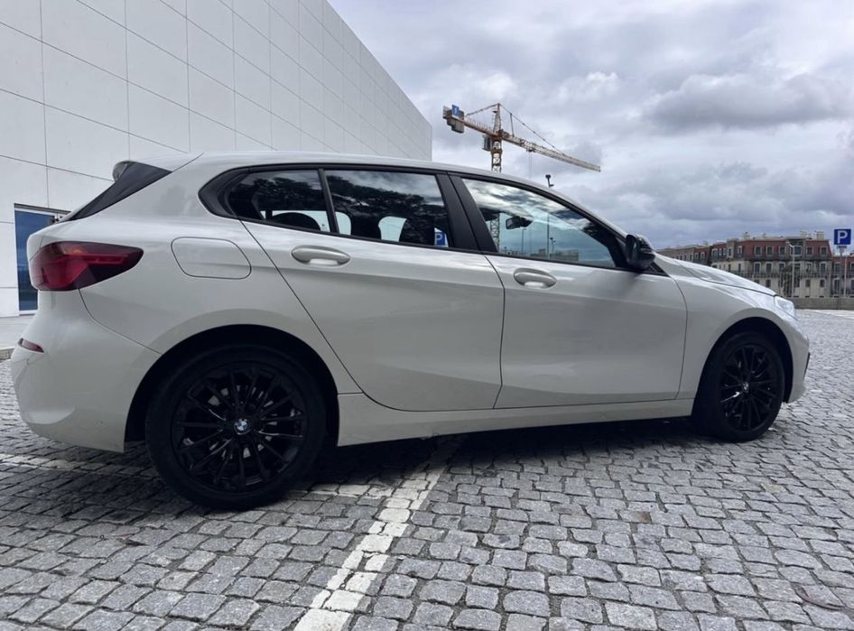 Bmw 116D Automático 2021 Nacional (F40) — foto 3
