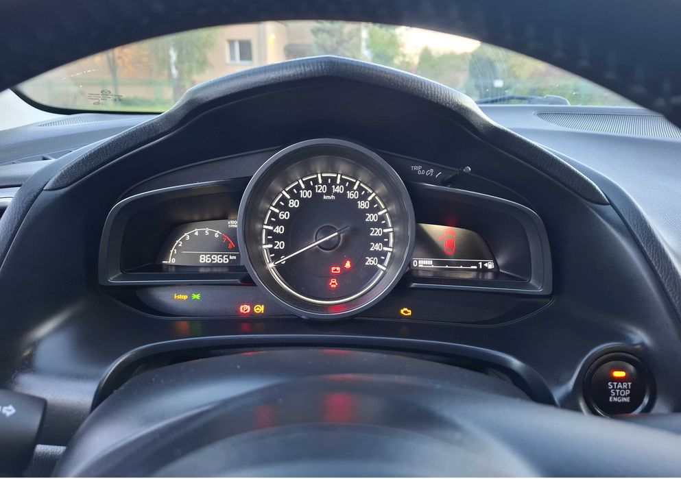 Mazda 3 hatchback. Skyactive 2.0 120 KM. Polski salon.
