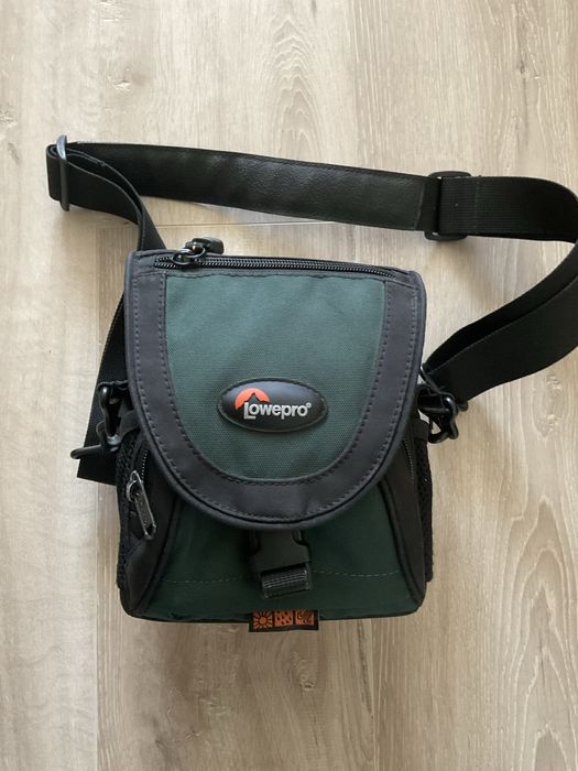 Сумка чохол  для фотоапарата Lowepro