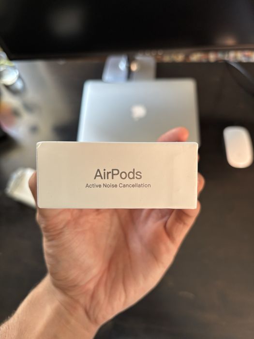 apple airpods 4 na caixa (possivel replica)