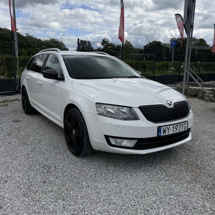 Na Sprzedaz SKODA OCTAVIA/Automat/Klima/Zadbana/Felgi19/Gwarancja/Raty