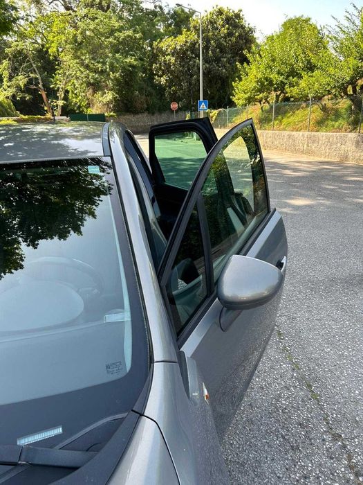 Vendo Opel Meriva em excelente estado