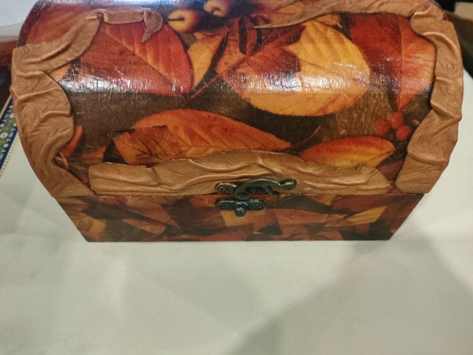 Caixas artesanato para prenda. Ou para embrulho original da prenda.