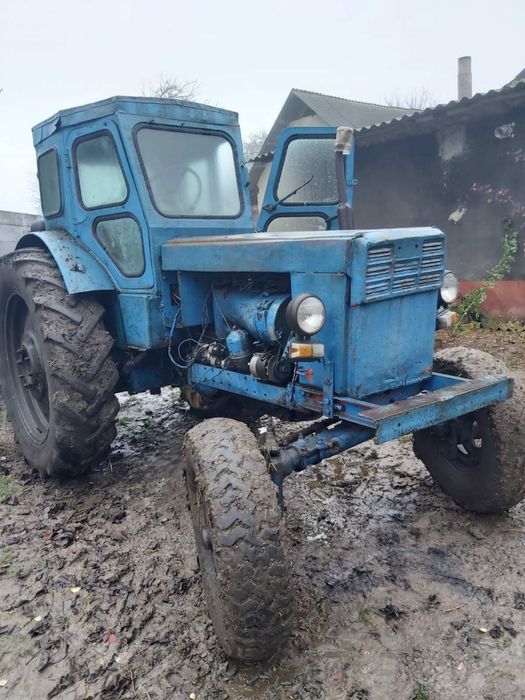 Продам трактор Т-40