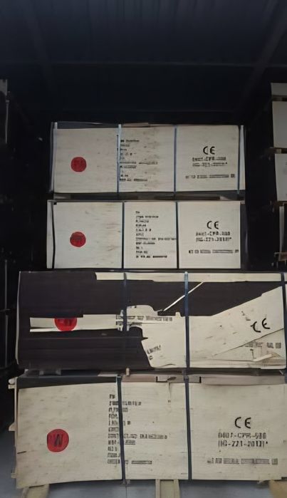 Водостійка ламінована фанера 6-30мм