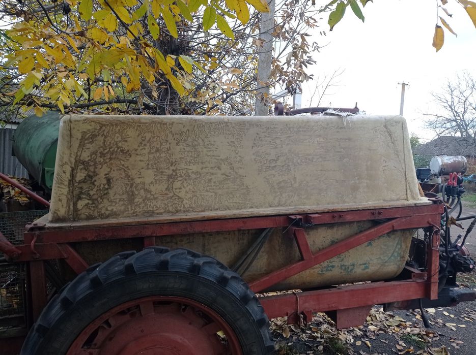 Оприскувач ОП 2000с комп'ютером