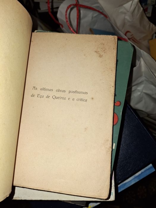 Obras Posthumas Eça Queiroz e critica José Agostinho