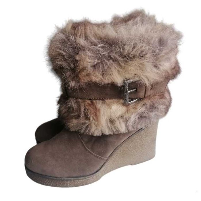 Botki koturny futerko klamry