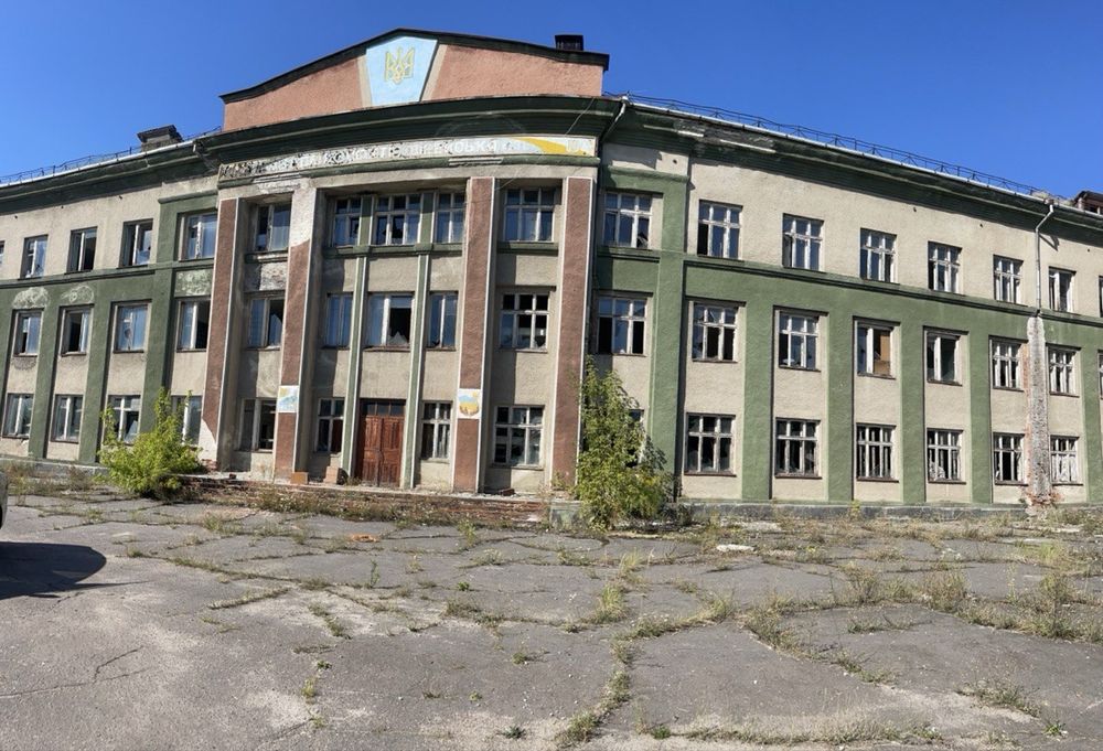 Приміщення в с. Сілець поруч м. Шептицьке - Більше