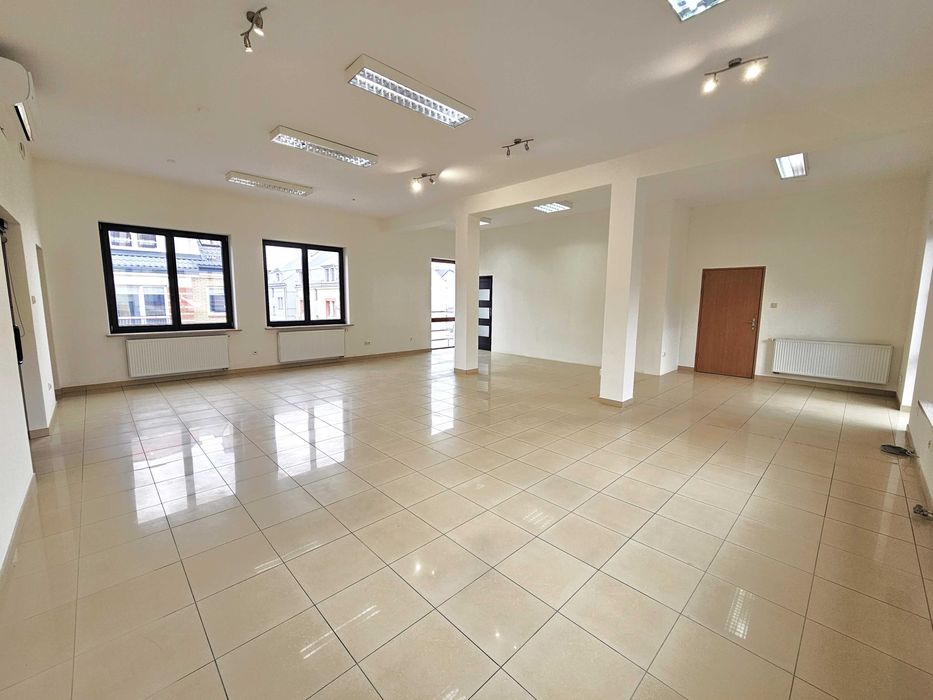 Klimatyzowany lokal biurowo-usługowy 108m2 - Plac Rubina