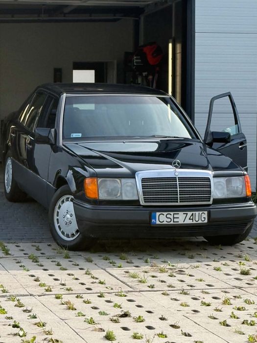 Mercedes-Benz W124