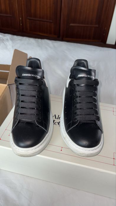 Alexander McQueen Black and White