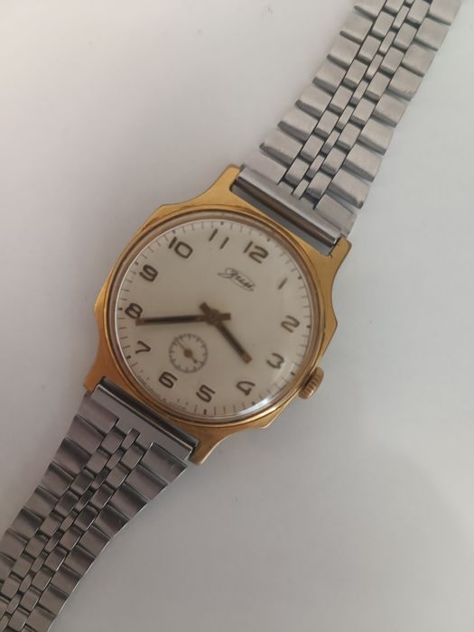 Старинные часы зенит(рабочие)