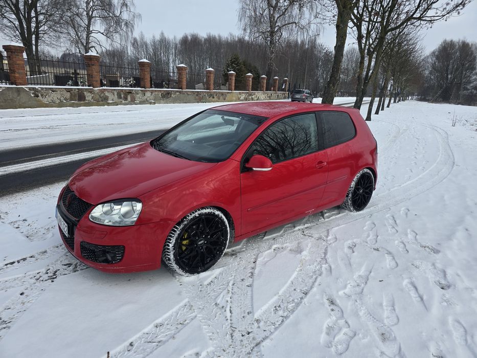 Golf 5 stylizacja gti zderzaki wydech alu 18  1.6 mpi !