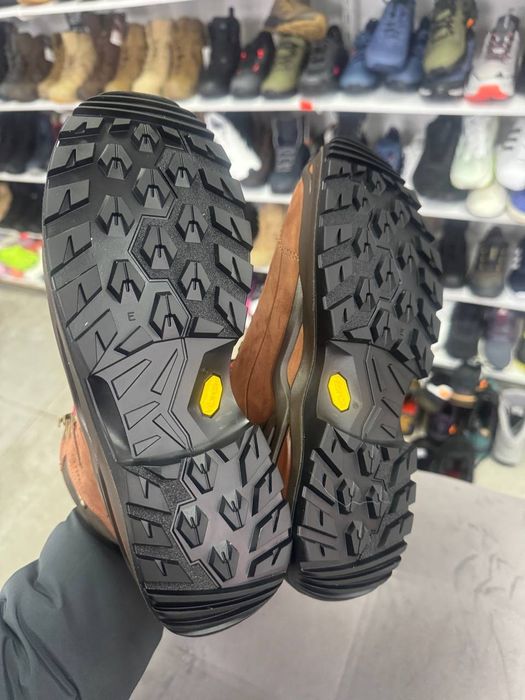 ОРИГІНАЛ 100% Кросівки Черевики Lowa RENEGADE 100 GTX MID WS 41