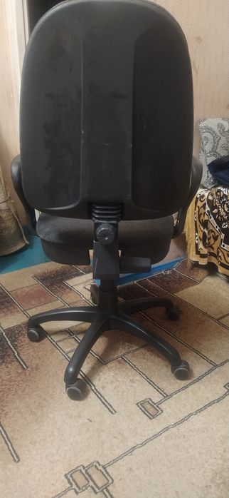 Кресло офисное, мягкое