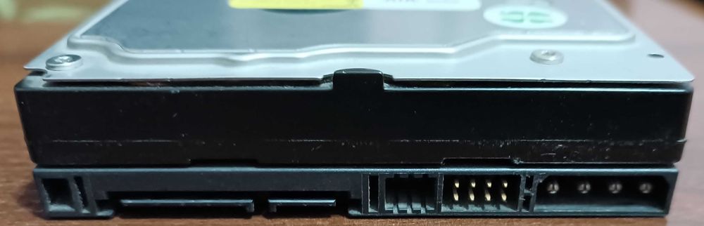 Жёсткий диск HDD 250 Gb SATA-II 300 Western Digital Caviar SE16