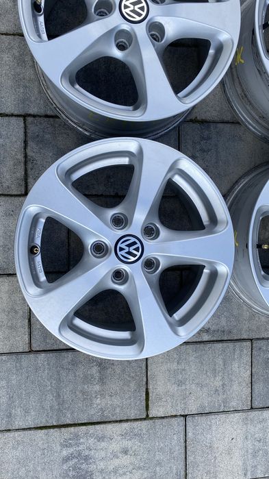 Felgi aluminiowe Borbet do VW 5x112 15 cali Golf V T4