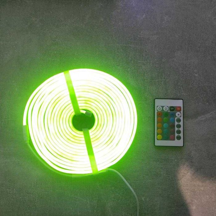 Світлодіодна гнучка силіконова неонова вивіска стрічка RGB 5м.