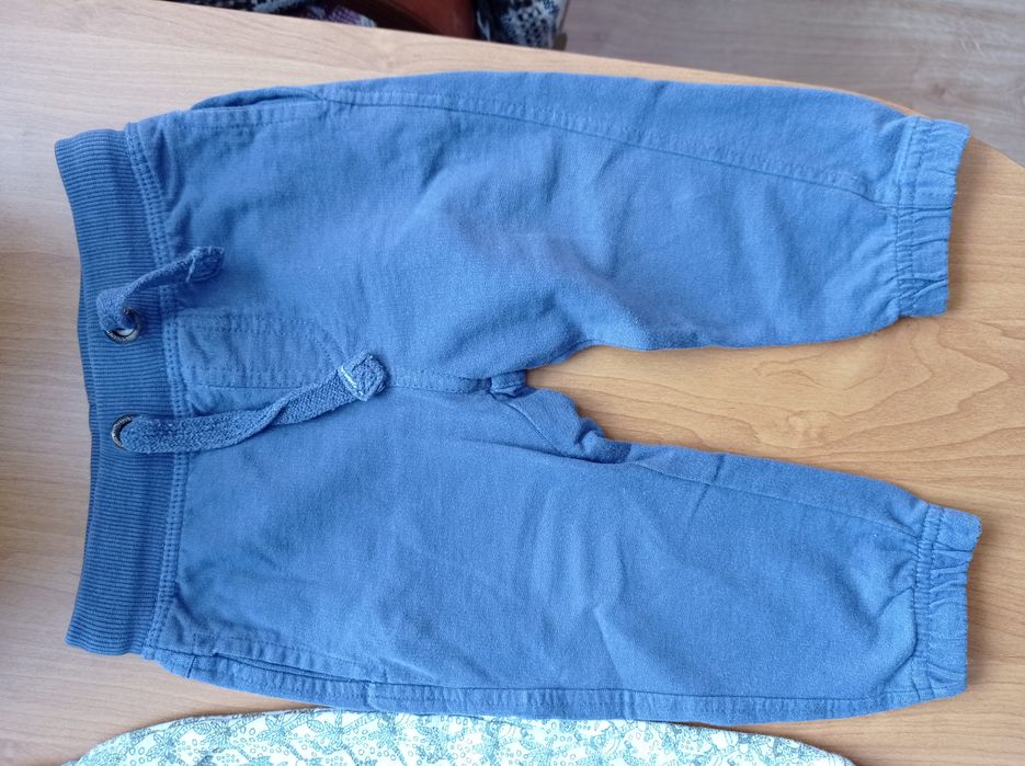 Spodnie niemowlęce dla chłopca rozmiar 74